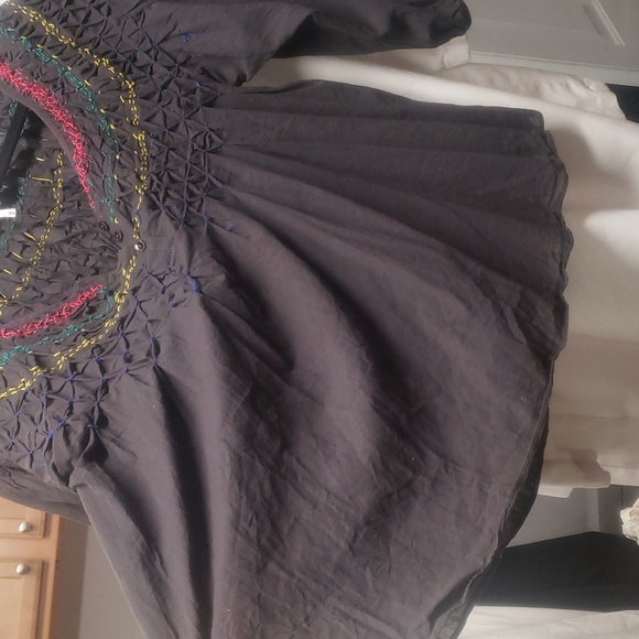 Top - Picture 3 of 4